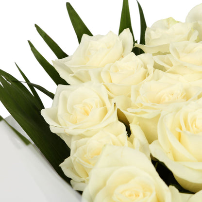 20 White Roses Bouquet